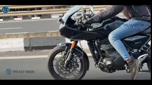 2025 Triumph Thruxton 400