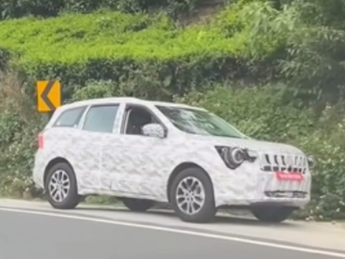 Mahindra XUV700 facelift