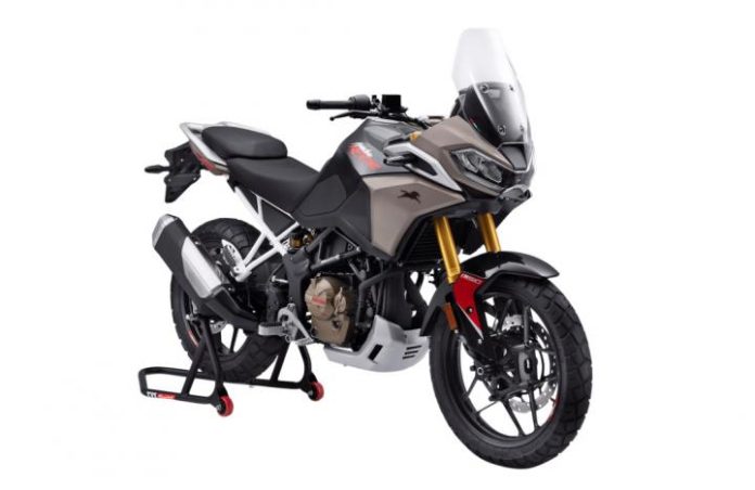 TVS Apache RTX 300