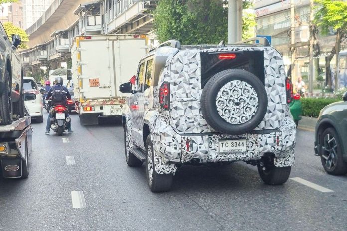 Toyota Land Cruiser FJ